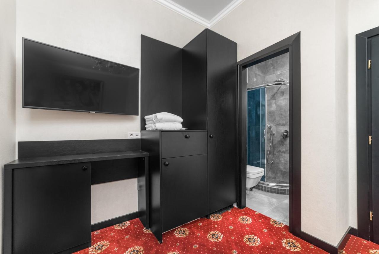 Apart Hotel D'Monica Odessa Dış mekan fotoğraf