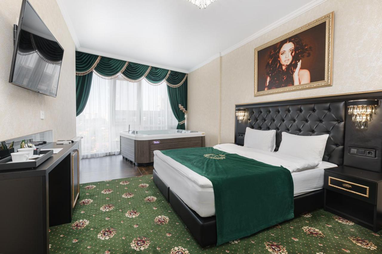 Apart Hotel D'Monica Odessa Dış mekan fotoğraf